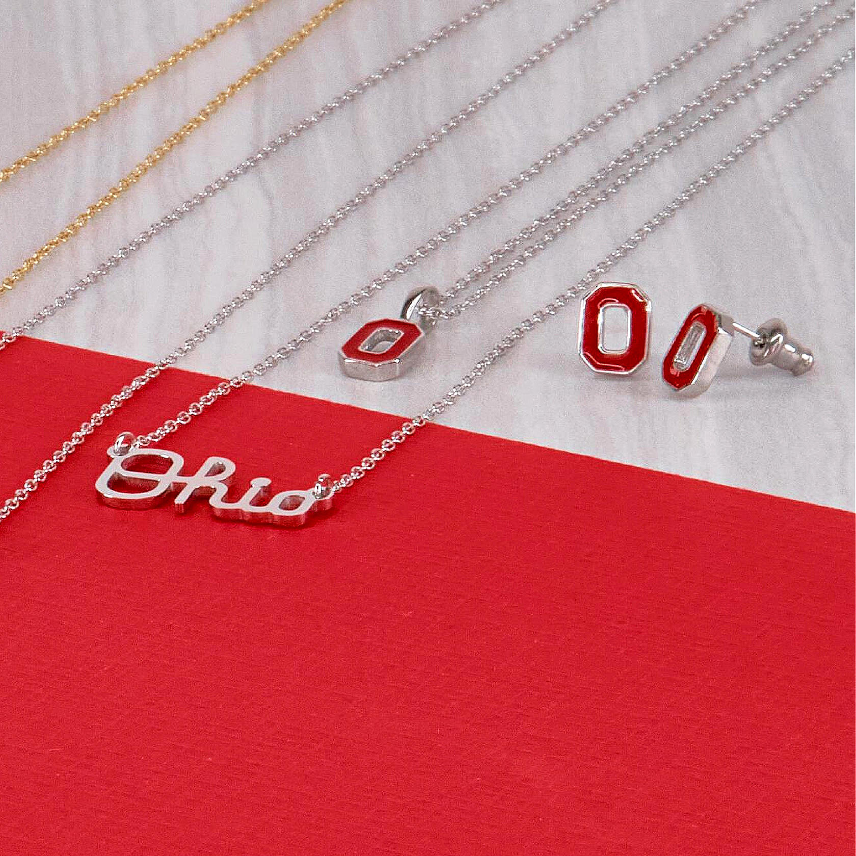 Stone Armory Boucles d'oreilles à tige Ohio State University pour femme Stone Armory Boucles d'oreilles à tige Ohio State University pour femme
